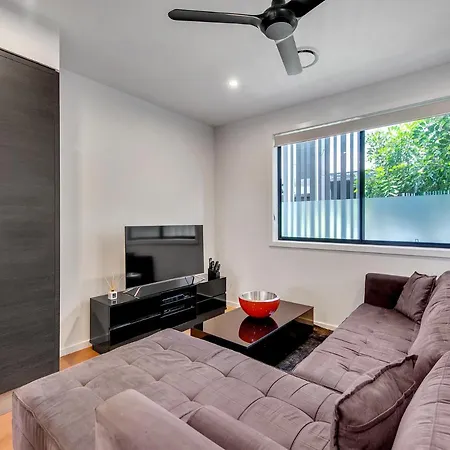 J24b - Bulimba From