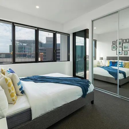 Stylish 1bd With Ideal Location In Southbank Apartment *