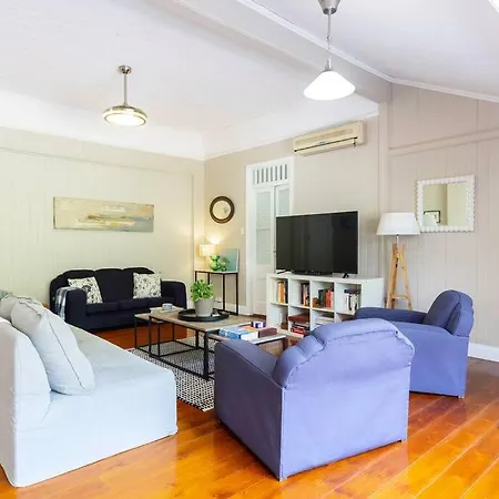 Garden 1brm Private & Spacious * Brisbane