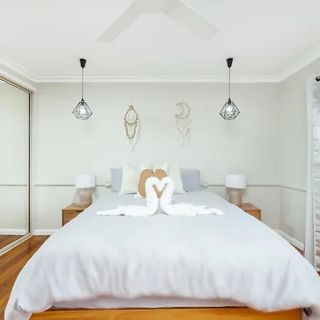 Bali Vibes Serene Tropical Oasis 4bd Brisbane
