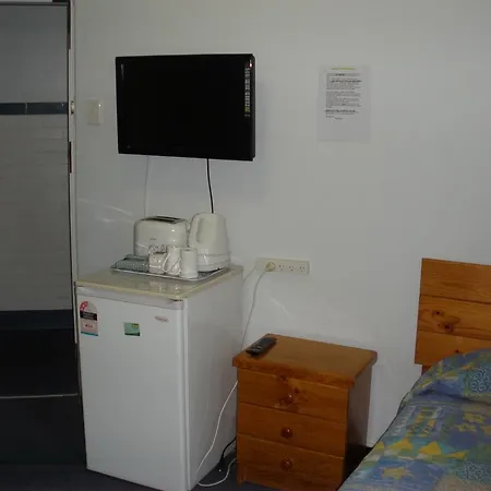 Acacia Inner City 3*