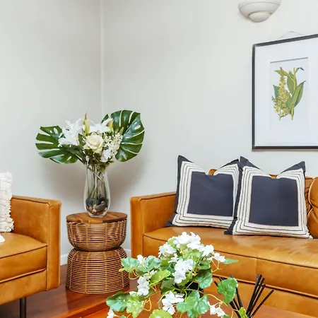 Bali Vibes Serene Tropical Oasis 4bd * Brisbane
