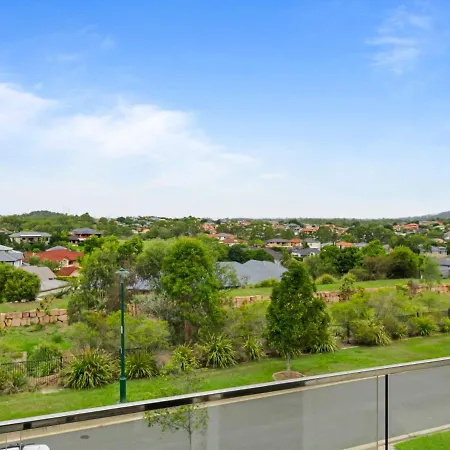 Luxury Hilltop Brand-new 5bd Holiday home *
