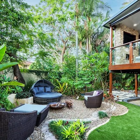 Bali Vibes Serene Tropical Oasis 4bd Holiday home