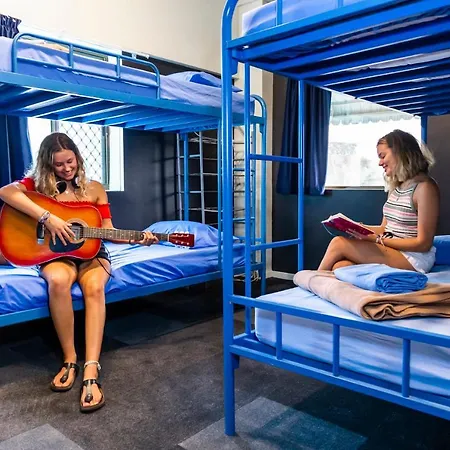 Hostel Chill Backpackers *