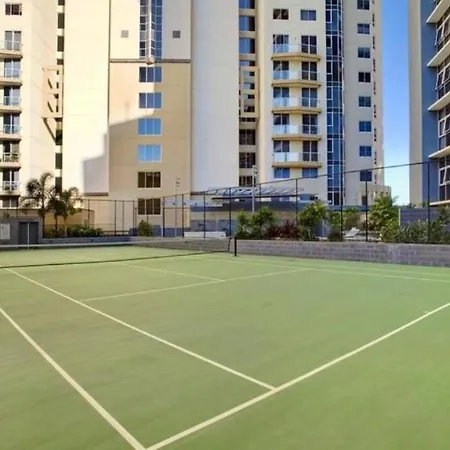 Skyline Hosted By Aab Apartment *