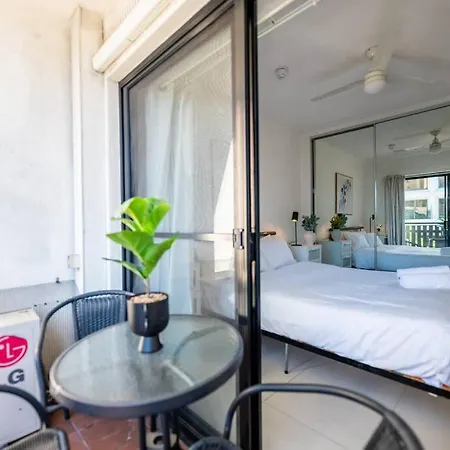 Apartment Charm: Brunswick 1-br Apt. Brisbane