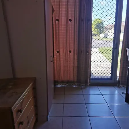 Craig View St Apartment