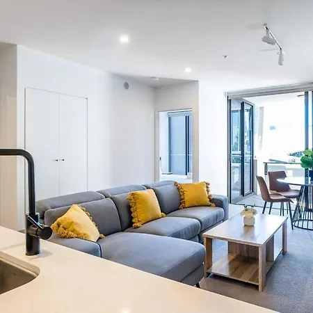South Bank 1 Bedroom With Parking