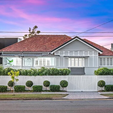 Holiday home Evandale, 1920's Historic ,stunning And Modern With Amazing Views *