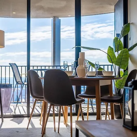 Apartment Luxurious 2br With Infinity Pool *