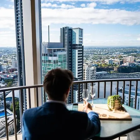 Apartment Luxurious 2br With Infinity Pool Brisbane