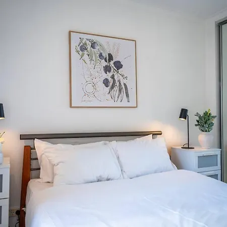 Charm: Brunswick 1-br Apt. Apartment