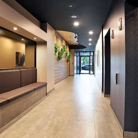 Cozy 3br Walking Distance To Goma Apartment *