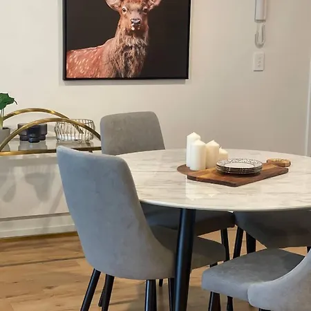 Apartment Cozy 3br Walking Distance To Goma *
