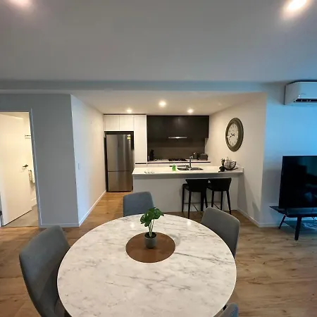 Cozy 3br Walking Distance To Goma Apartment