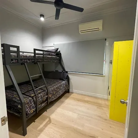 Banana Backpackers * Brisbane