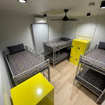 Hostel Banana Backpackers *
