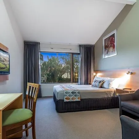 Airport International Hotel 4*