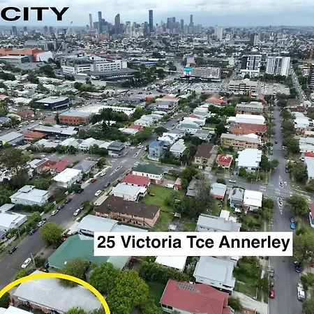 Apartment 3bdr - 3 Parks - Sleeps 12 - 6min To Cbd - Netflix - Wifi Brisbane