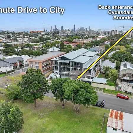 3bdr - 3 Parks - Sleeps 12 - 6min To Cbd - Netflix - Wifi Apartment *