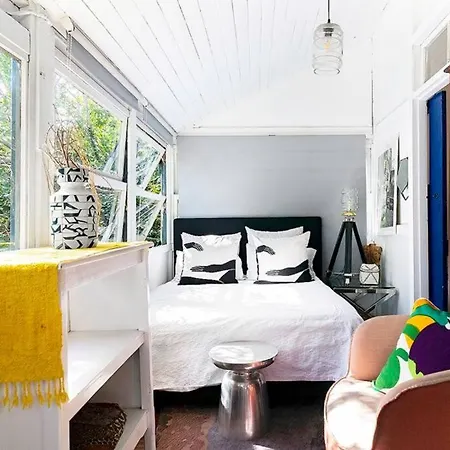 View Arthouse Holiday home