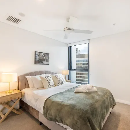 Valley Centre Stylish Boutique 2b W Pool Apartment Brisbane