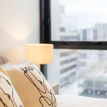 Valley Centre Stylish Boutique 2b W Pool Apartment
