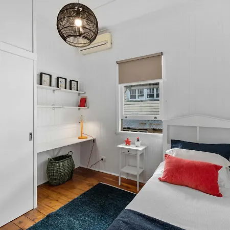 Holiday home Enchantingly Idyllic 3br Oasis
