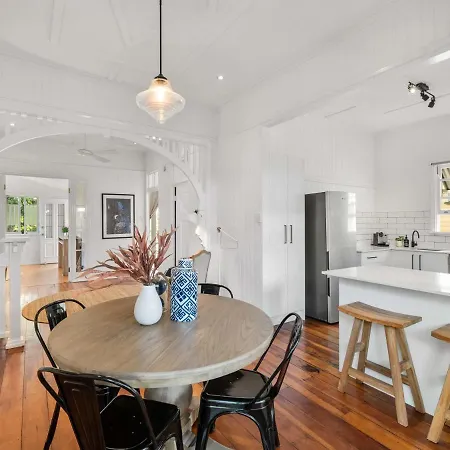 Enchantingly Idyllic 3br Oasis Holiday home Brisbane