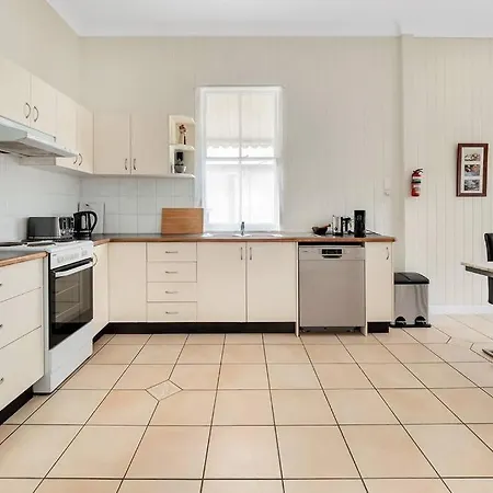 Holiday home Milkins *