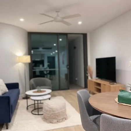 Apartment Eyes On The Fireworks Lux Riverfront 2kingbed *