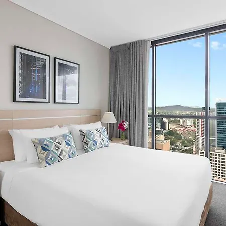 Aparthotel Oaks On Charlotte 4*