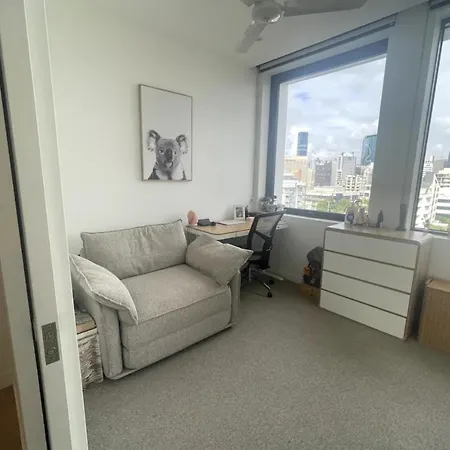 Apartment Cosy 2 Bedroom With City Views