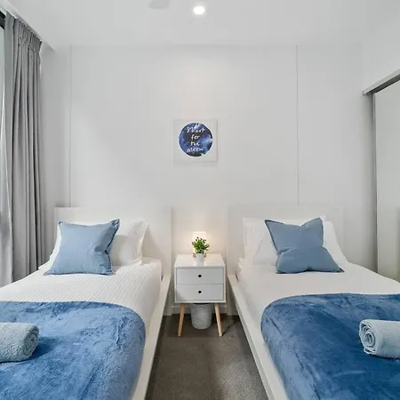 Apartment Modern 2 Bedrooms With Super Comft Beds & Spa!
