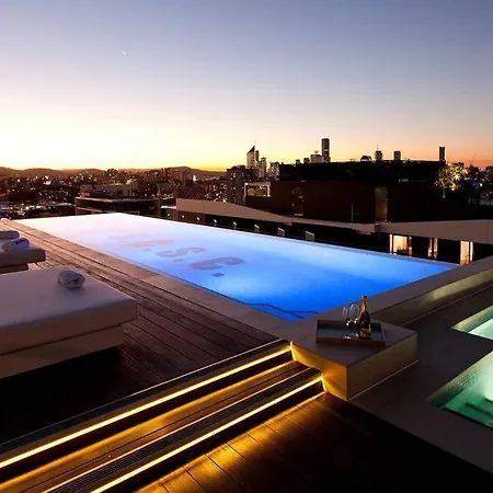 Apartment Modern 2 Bedrooms With Super Comft Beds & Spa!