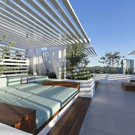 Modern 2 Bedrooms With Super Comft Beds & Spa! Apartment Brisbane