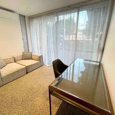 Stunning Architectural Holiday home Brisbane