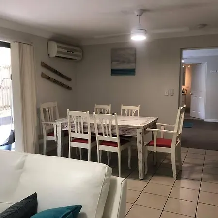 2br + 2 Bathroom Ground Unit, 40% Discount On Monthly Apartment Brisbane