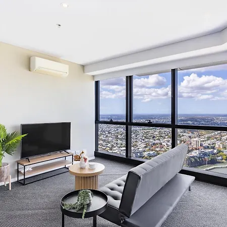 Apartment Skyline & Riverview Skyhigh Seduction Luxe