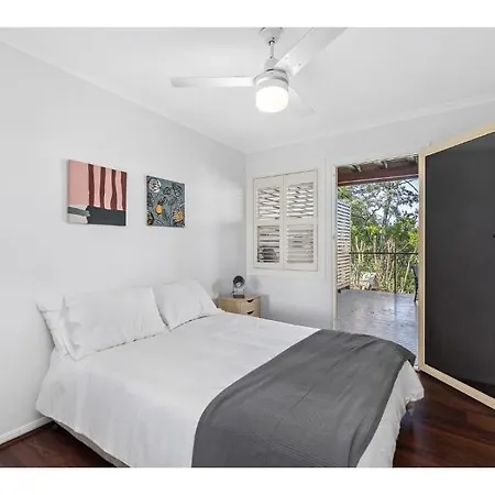 Homestay House Facing The Brisbane