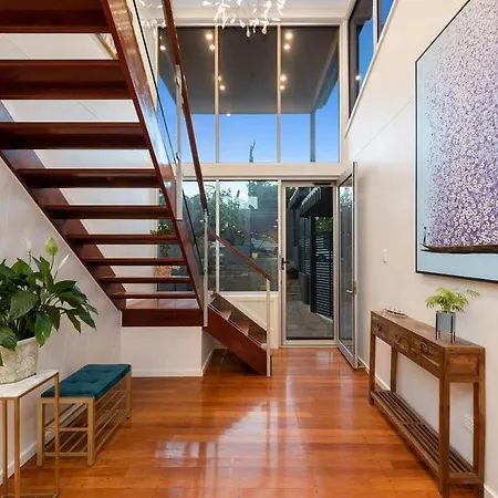 Luxurious With Spectacular Views *