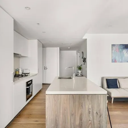 101q Luxury Abnb-style View 2br Nr Chinatown Free Parking Apartment *
