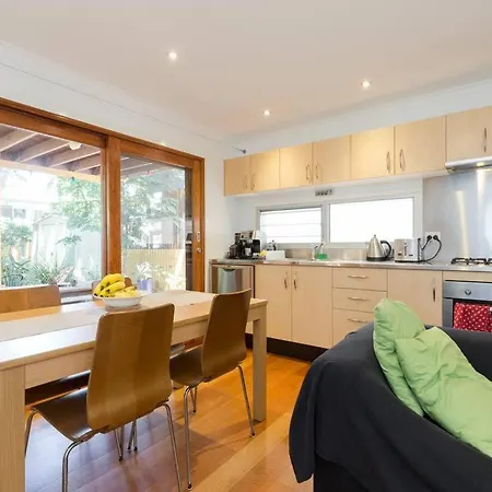 Cool Flat - 2 Bed & Office