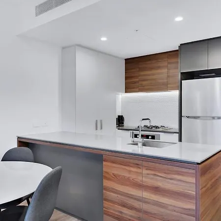 Apartment Stylish 1br Apt With Amazing City/river View! *