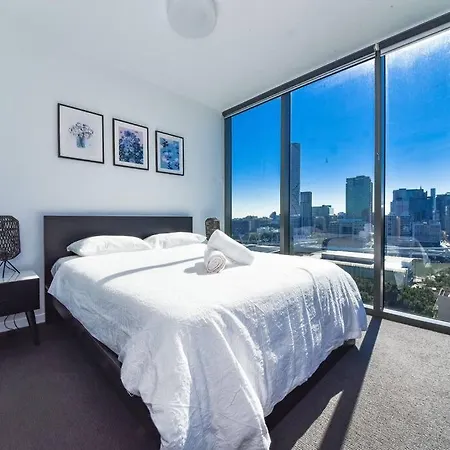 Apartment Stylish 1br Apt With Amazing City/river View! *