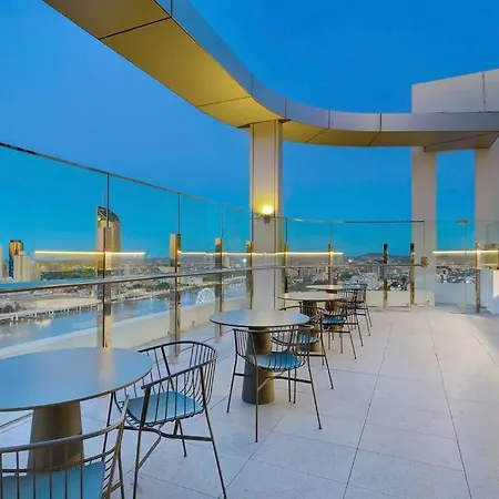 Stylish 1br Apt With Amazing City/river View! *