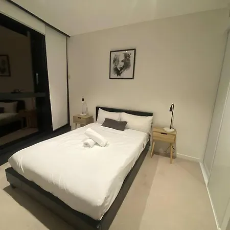 2 Bedroom In The Center Of Cbd * Brisbane