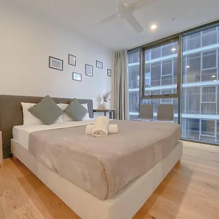 Apartment Studio- Close To Cbd+free Top City View Brisbane