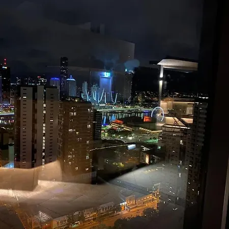 Studio- Close To Cbd+free Top City View